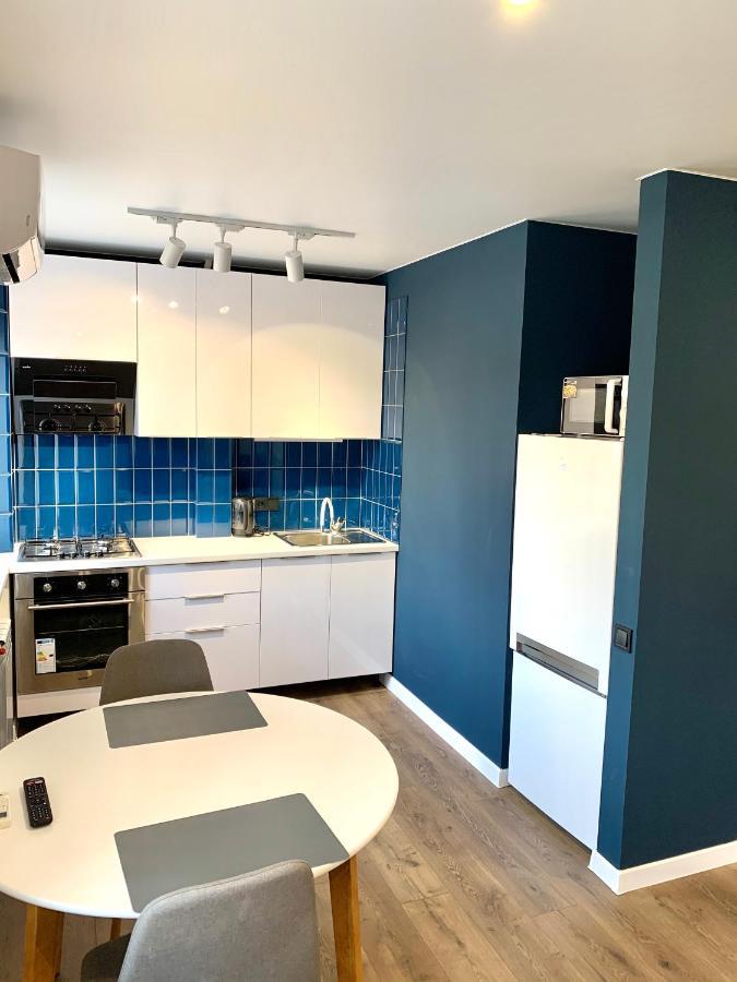 Navy City Center Apartment Двокімнатні Апартаменти В Центрі Міста Poltava Dış mekan fotoğraf
