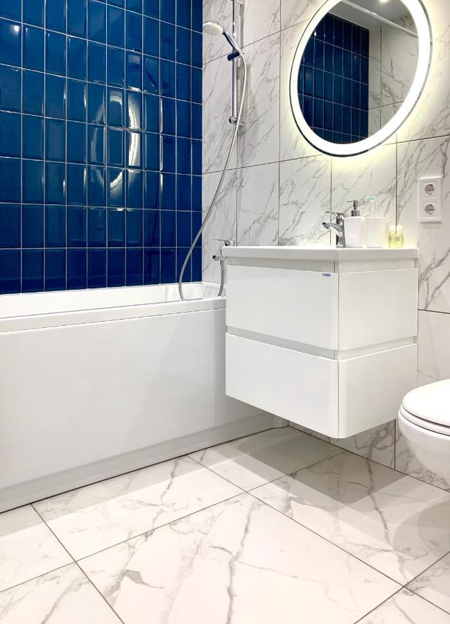 Navy City Center Apartment Двокімнатні Апартаменти В Центрі Міста Poltava Dış mekan fotoğraf